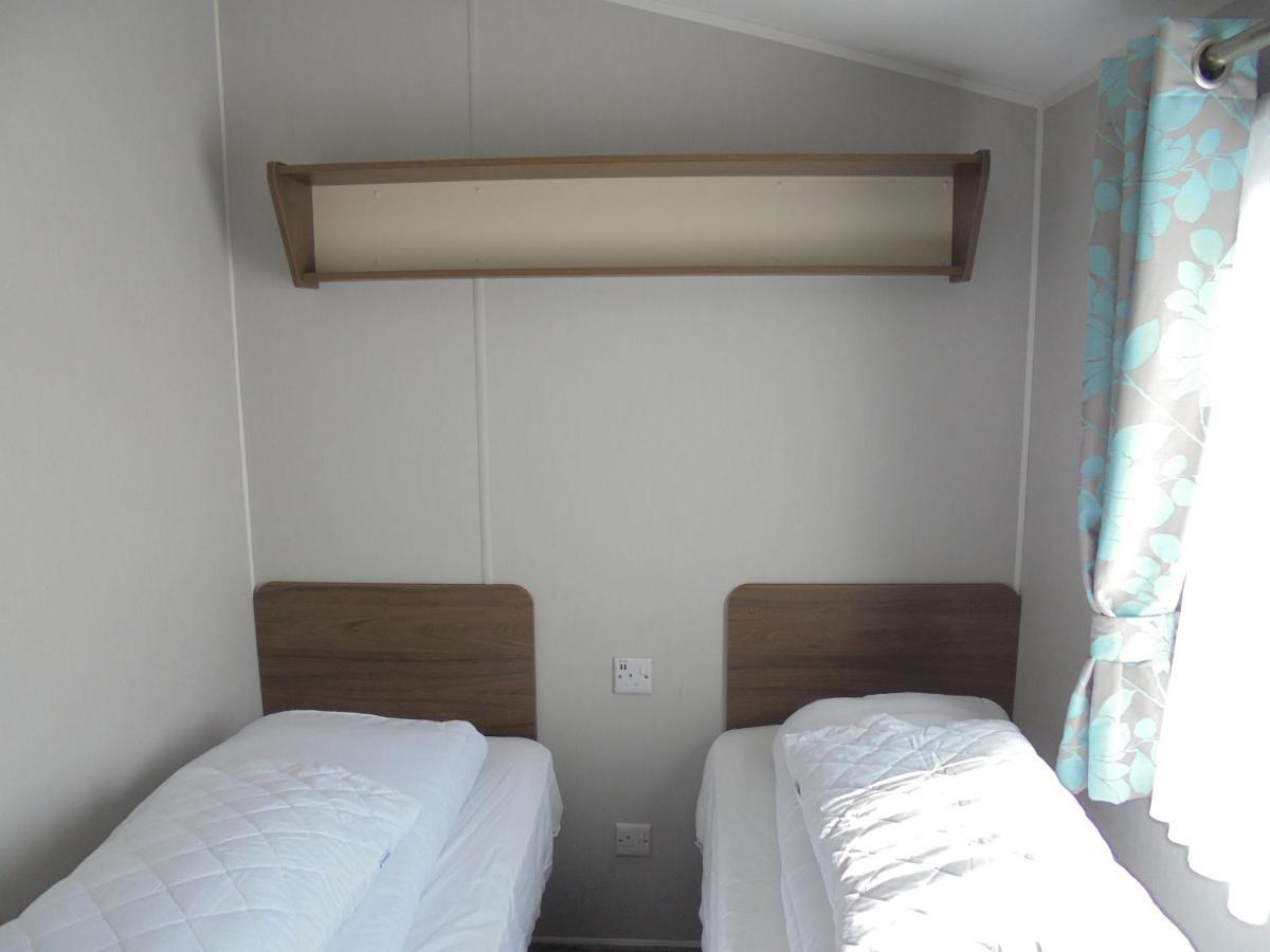 Kingfisher : Seasons:- 8 Berth, Central Heated, Close To Site Shop Ingoldmells Luaran gambar