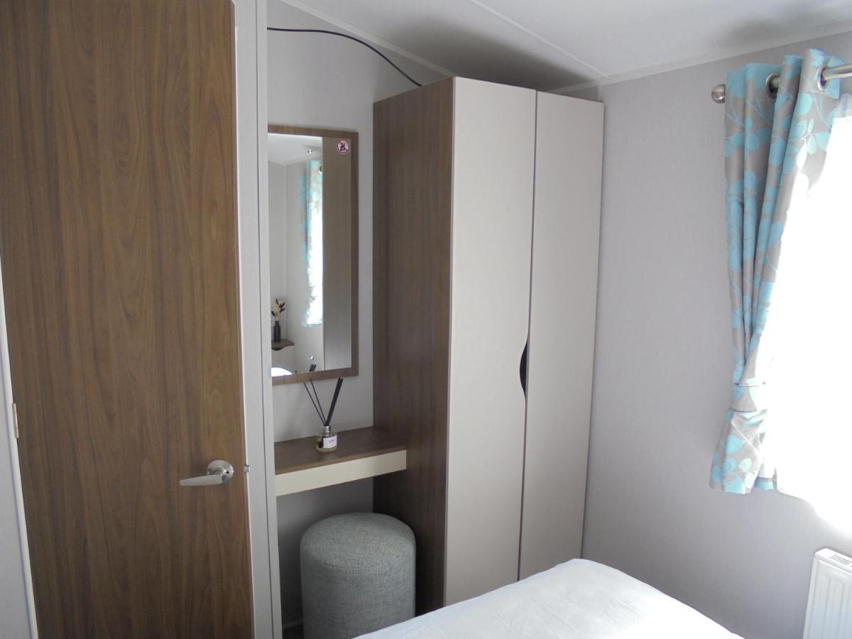 Kingfisher : Seasons:- 8 Berth, Central Heated, Close To Site Shop Ingoldmells Luaran gambar