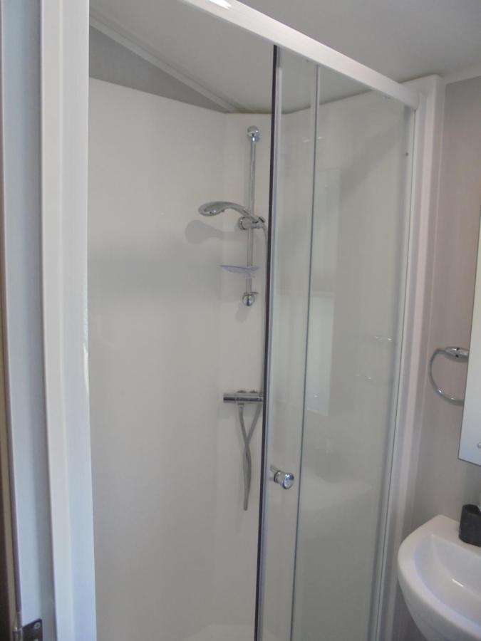 Kingfisher : Seasons:- 8 Berth, Central Heated, Close To Site Shop Ingoldmells Luaran gambar