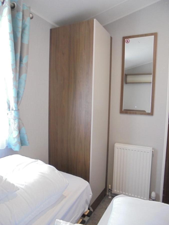 Kingfisher : Seasons:- 8 Berth, Central Heated, Close To Site Shop Ingoldmells Luaran gambar
