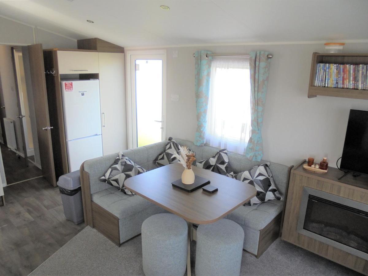 Kingfisher : Seasons:- 8 Berth, Central Heated, Close To Site Shop Ingoldmells Luaran gambar